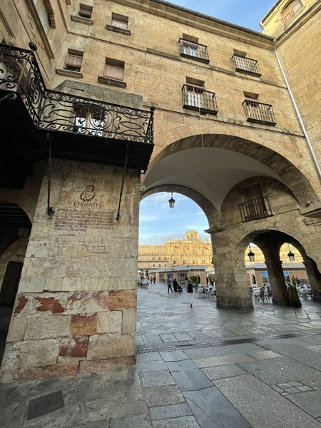 Plaza Mayor de Salamanca. Arco de la Plaza del Corrillo