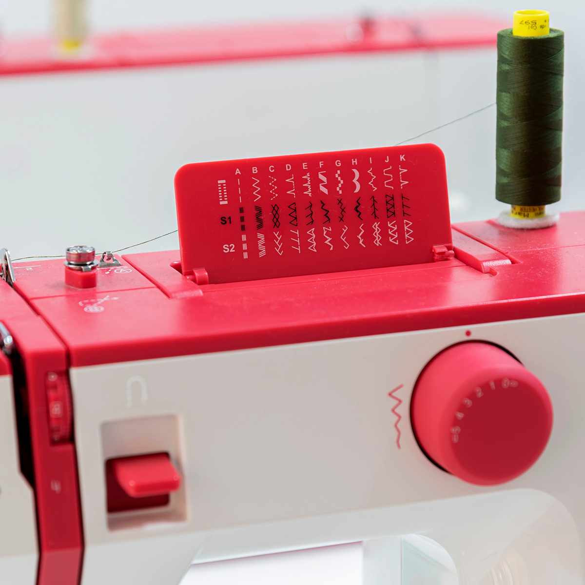 Máquina de coser 2